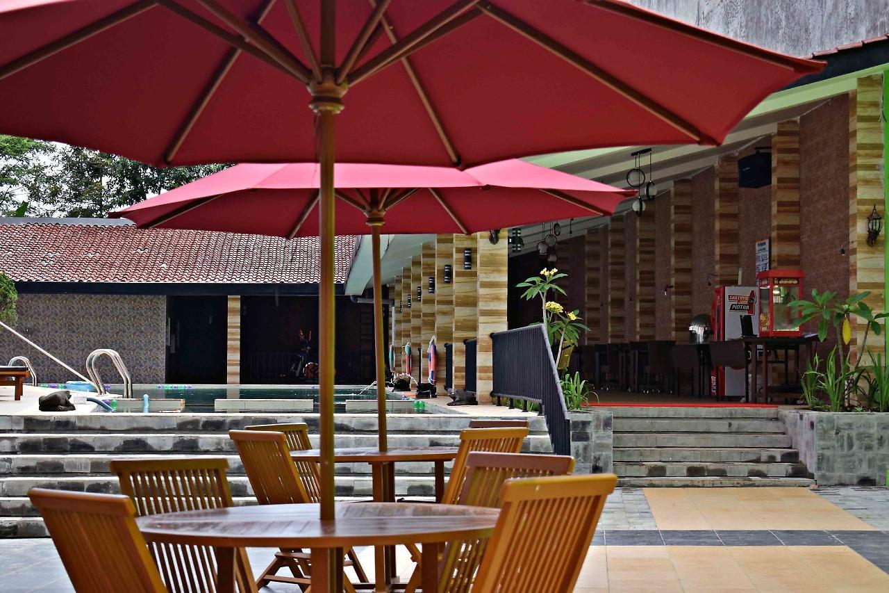 Meotel Purwokerto Kültér fotó