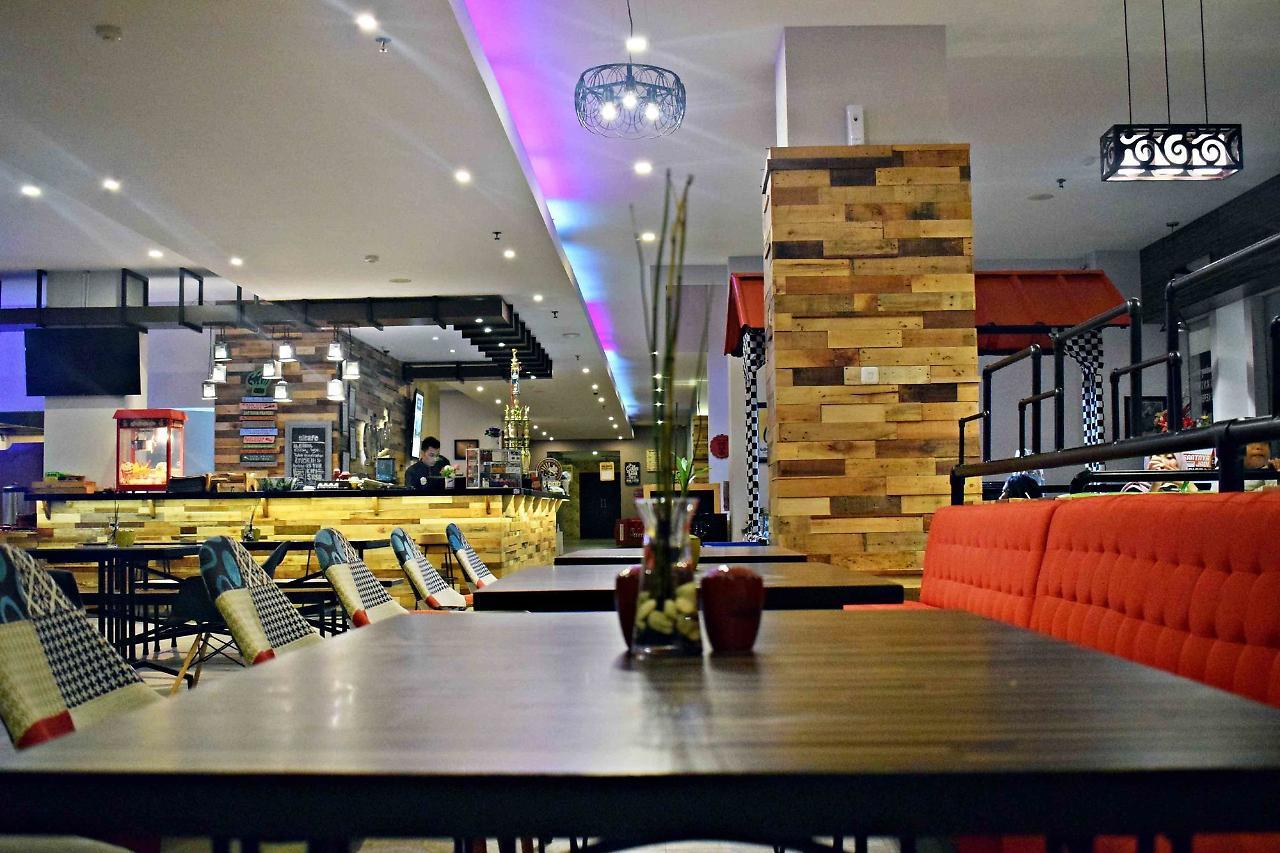 Meotel Purwokerto Kültér fotó