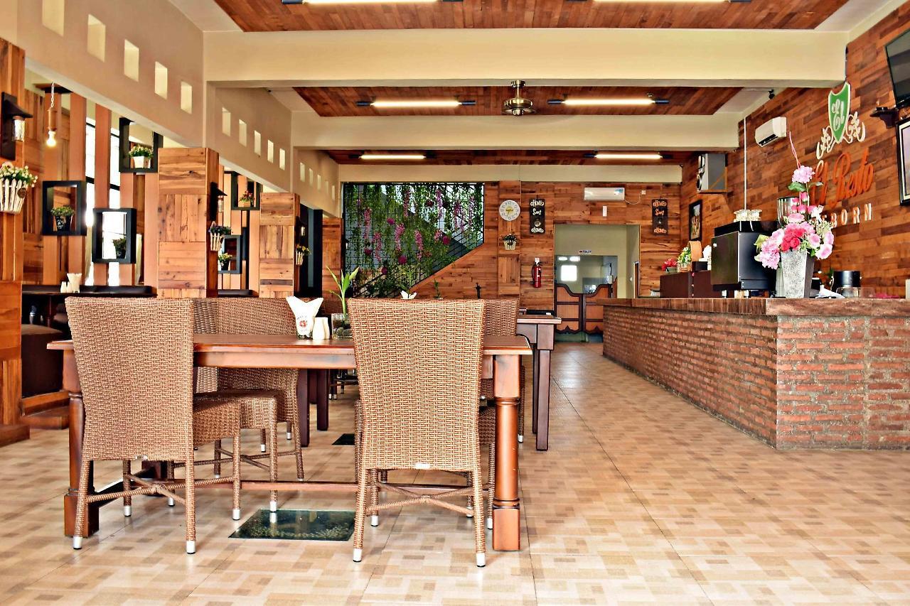 Meotel Purwokerto Kültér fotó